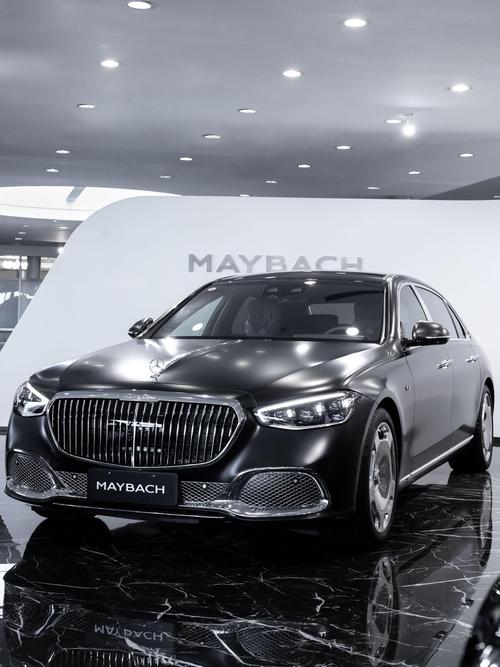 重庆69岚图汽车的售后服务让用户无忧出行，迈巴赫未来的豪华车趋势